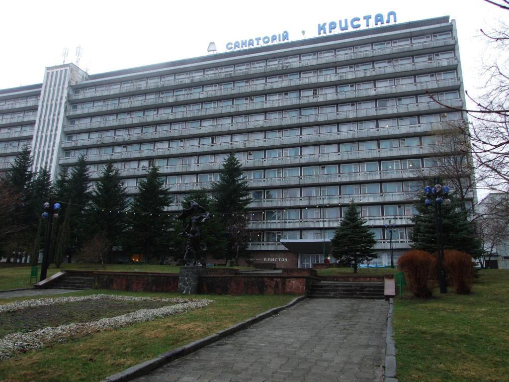 Sanatoriy Kristall Truskavets Exterior photo