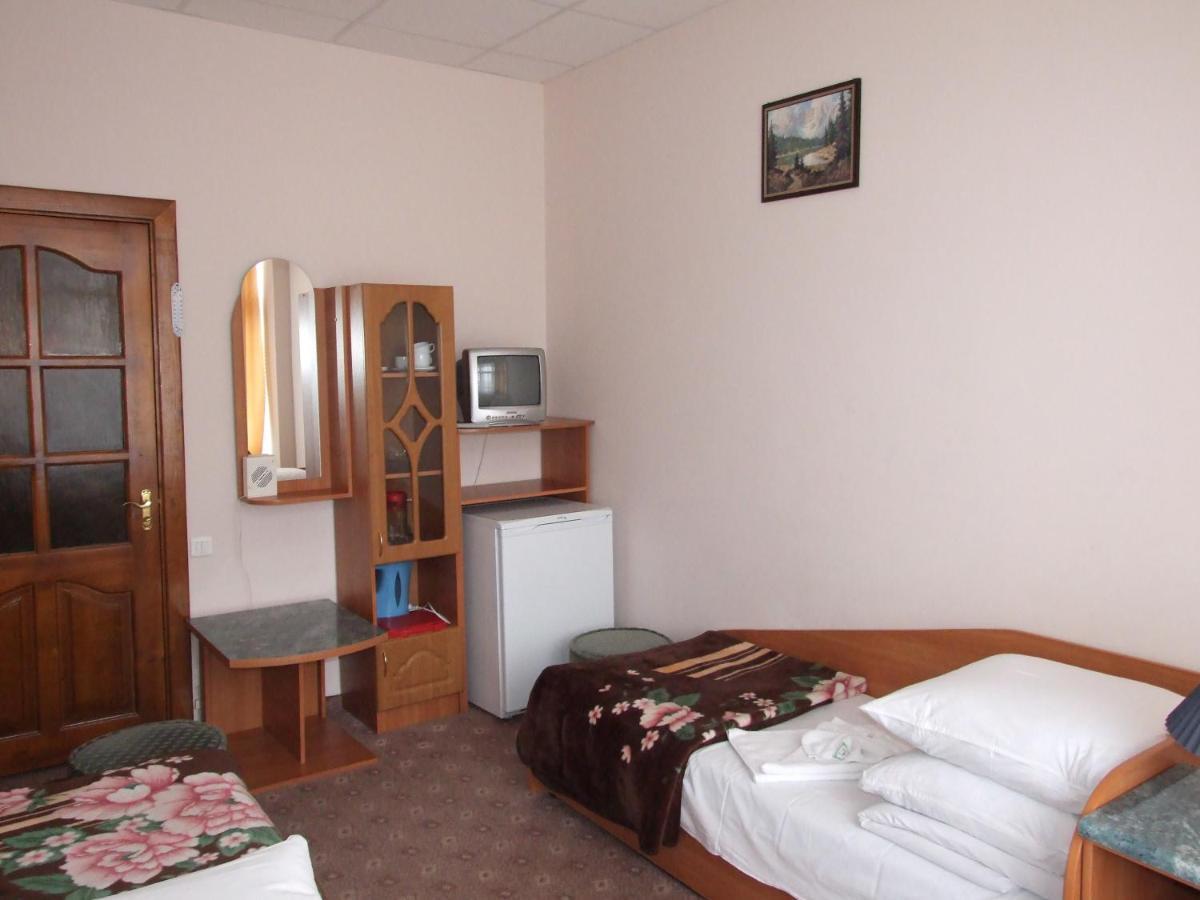 Sanatoriy Kristall Truskavets Room photo